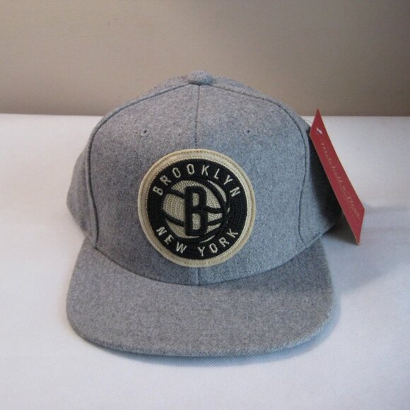 NEW Mitchell & Ness Gray NBA Brooklyn NY Nets Wool Blend Snapback Hat - Picture 1 of 9